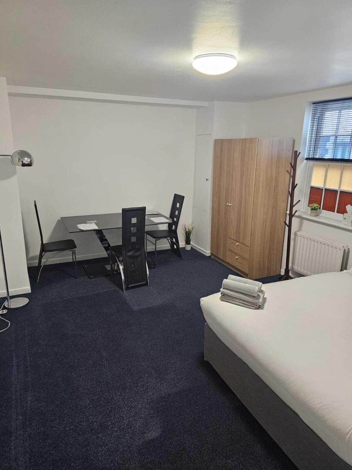 ברייטון Queens Place - Rooms מראה חיצוני תמונה