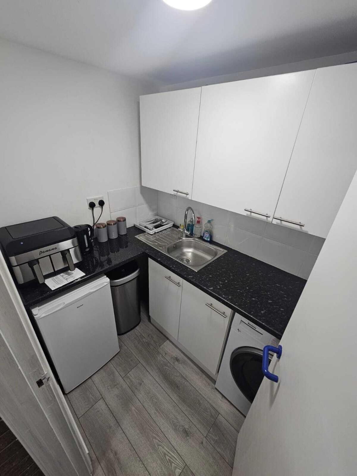 ברייטון Queens Place - Rooms מראה חיצוני תמונה